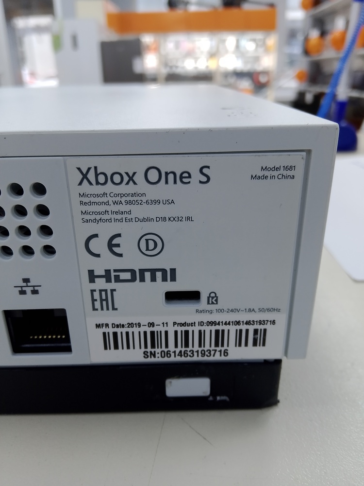 Игровая приставка Xbox One S 1TB