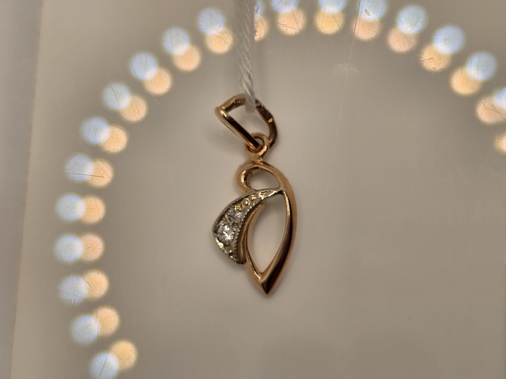 ПОДВЕСКА С КАМНЯМИ (Au 585)