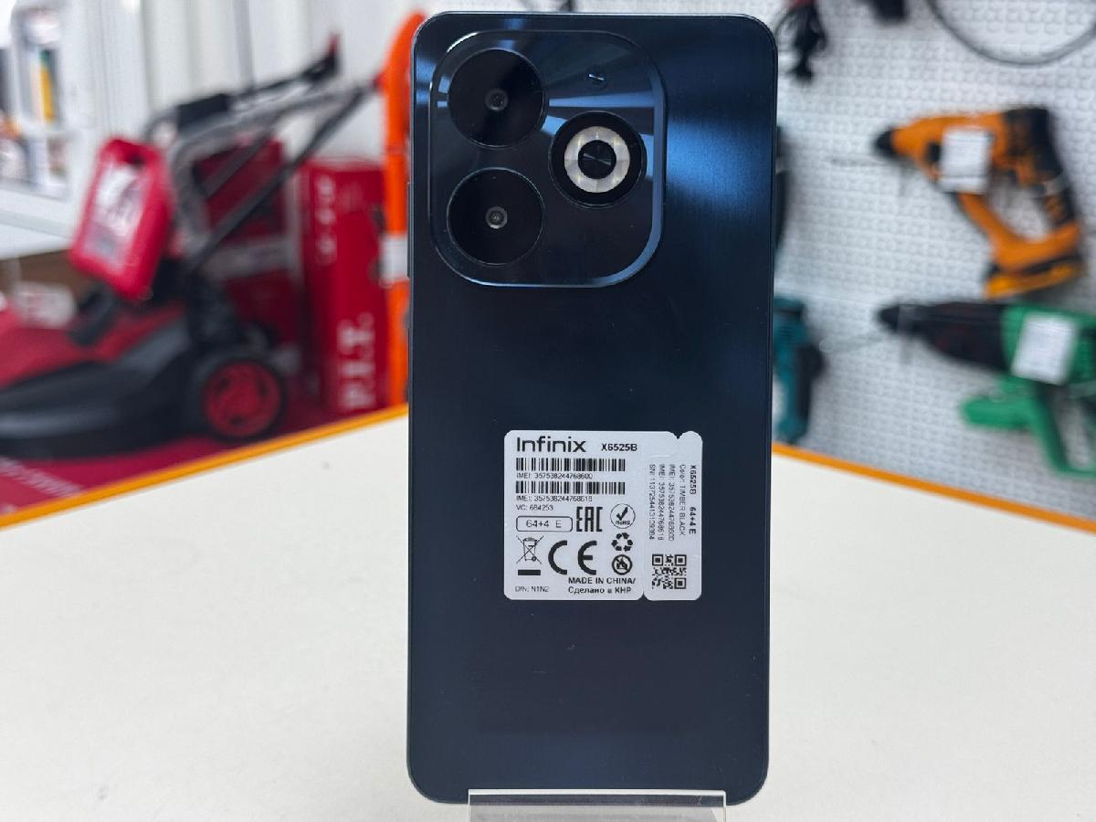 Смартфон Infinix Smart 8 Pro 4/64