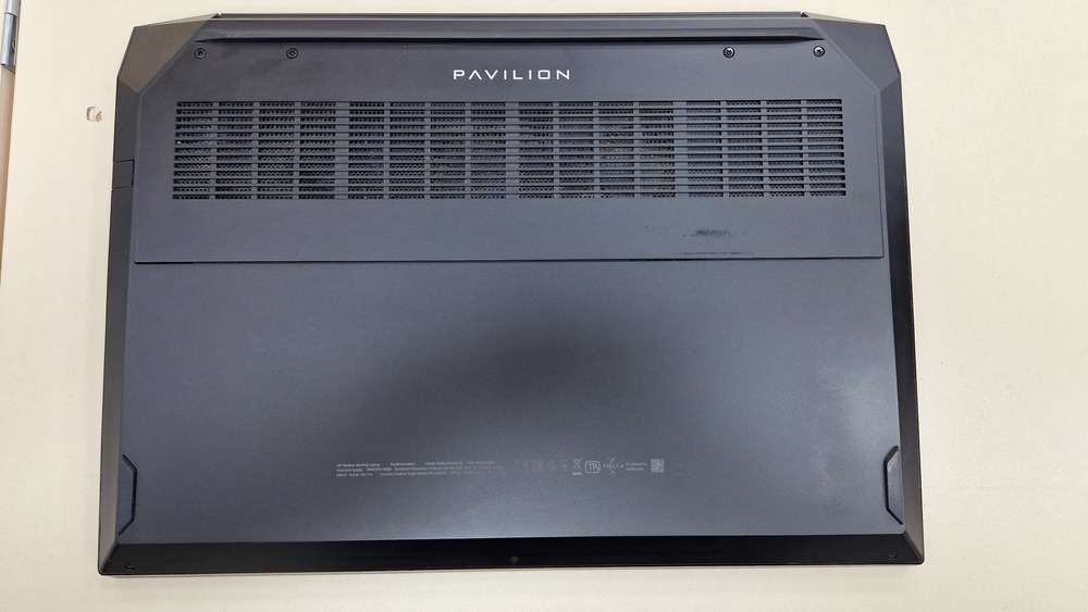 Ноутбук HP; Ryzen 5 4600H, GeForce GTX 1650, 8 Гб, 240 Гб, Нет