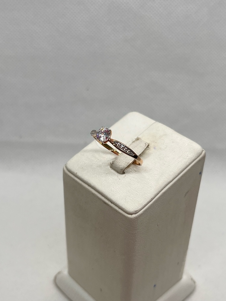 КОЛЬЦО С КАМНЯМИ (Au 585)