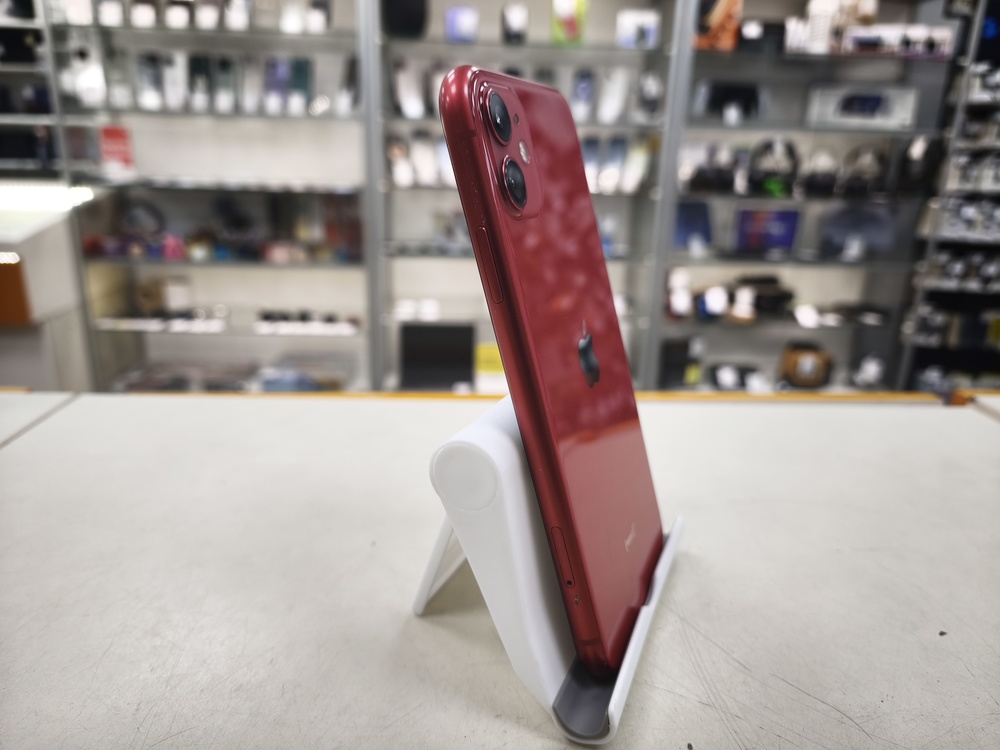 Смартфон Apple iPhone 11 128Gb