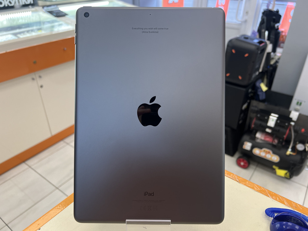 Планшет Apple IPad 7 128 ГБ A2197 (Wi-Fi)