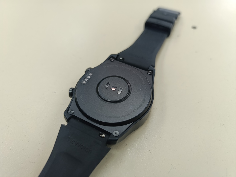 Смарт-часы TicWatch PRO 3 GPS