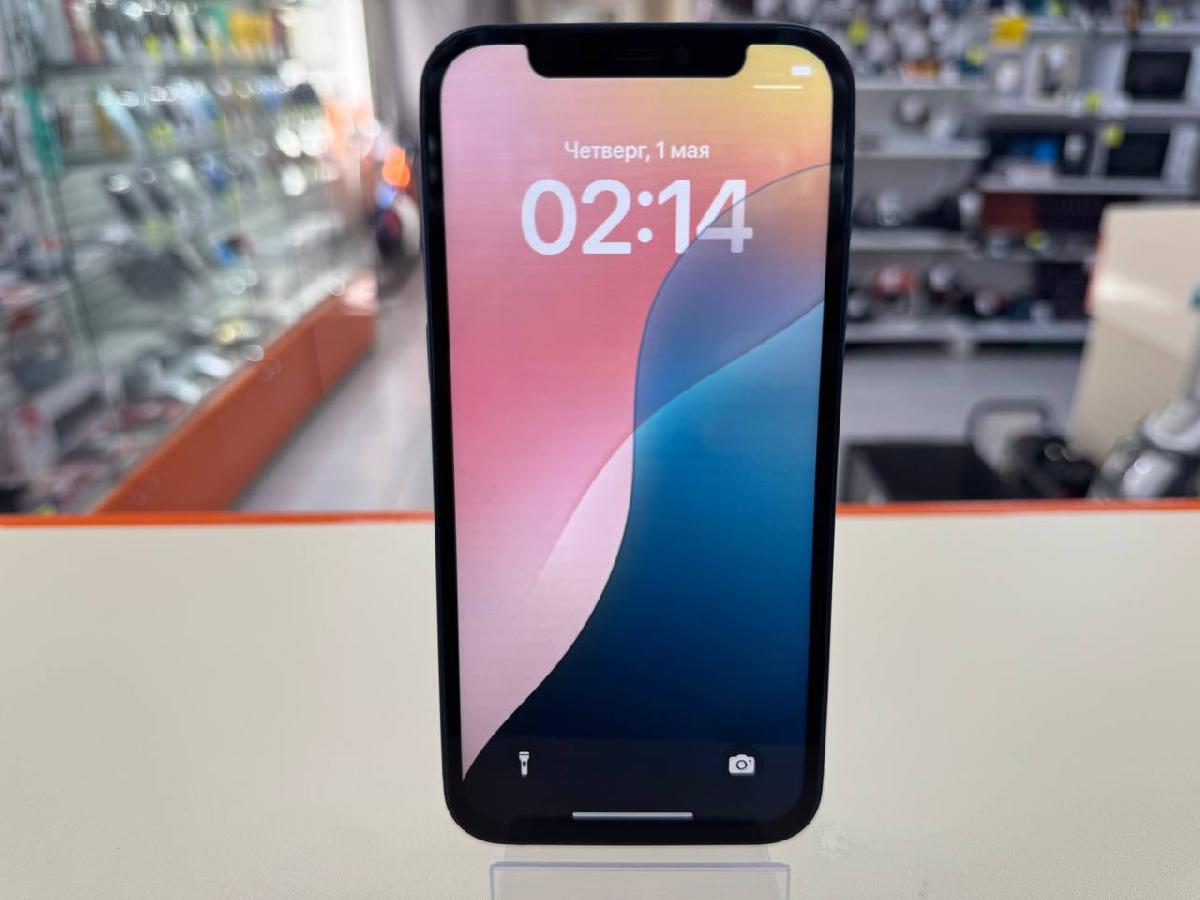 Смартфон Apple iPhone 12 64Gb