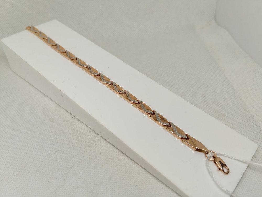 БРАСЛЕТ ПУСТОТЕЛЫЙ Фантазия Au 585