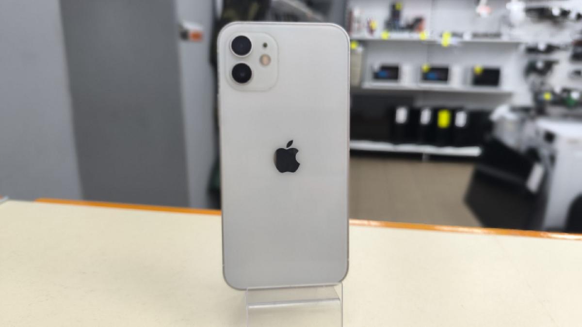 Смартфон Apple iPhone 12 128Gb