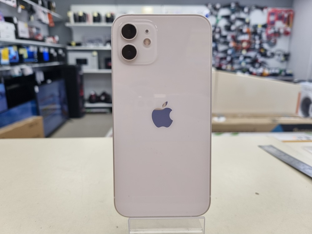 Смартфон Apple iPhone 12 64Gb
