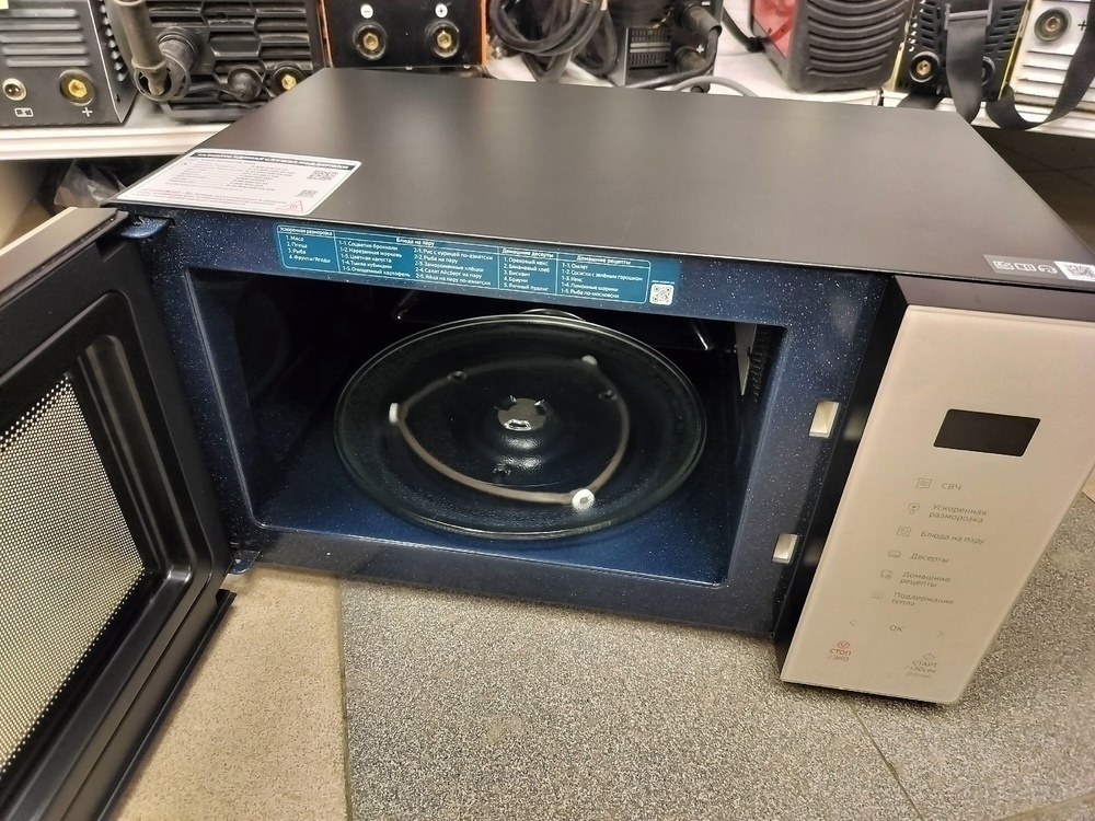 Микроволновая печь Samsung MW5000T