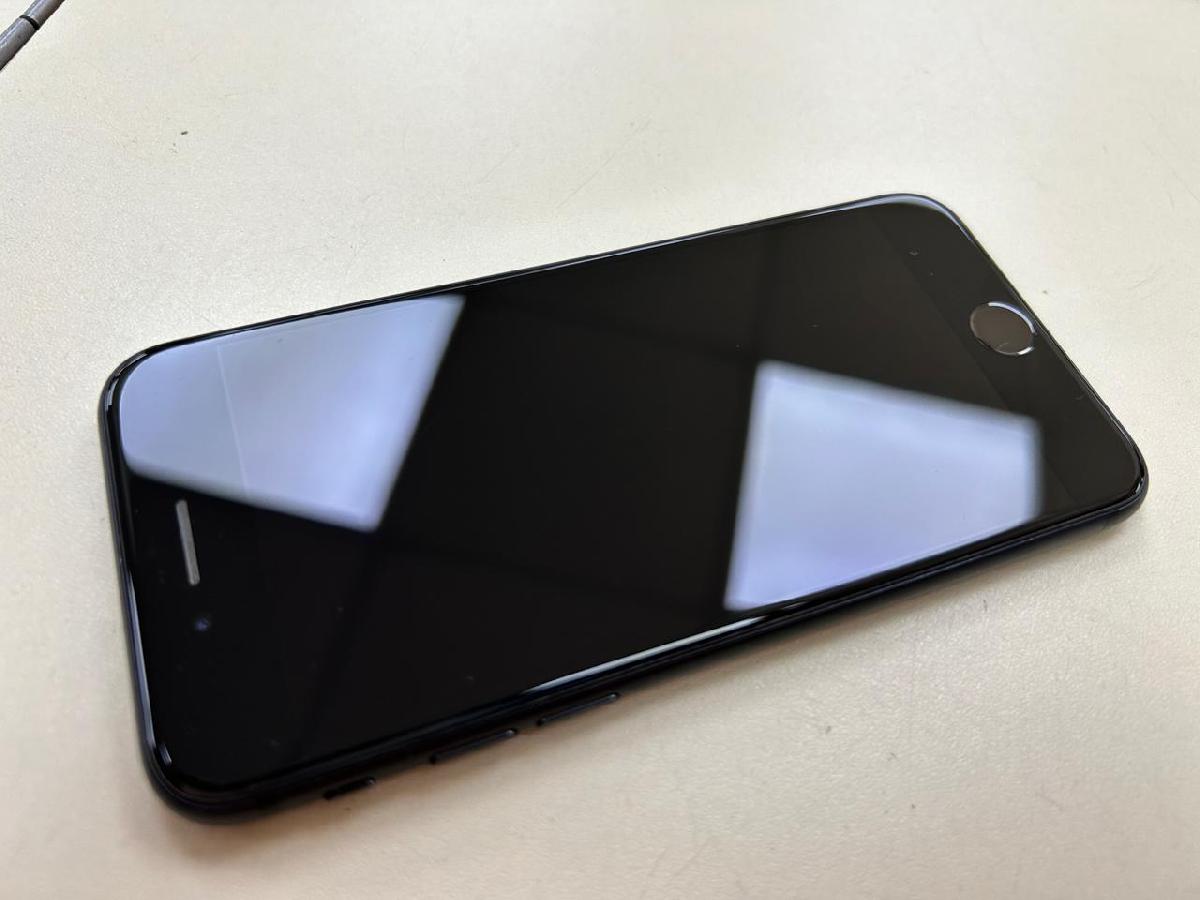 Смартфон Apple iPhone SE 2020 64Gb