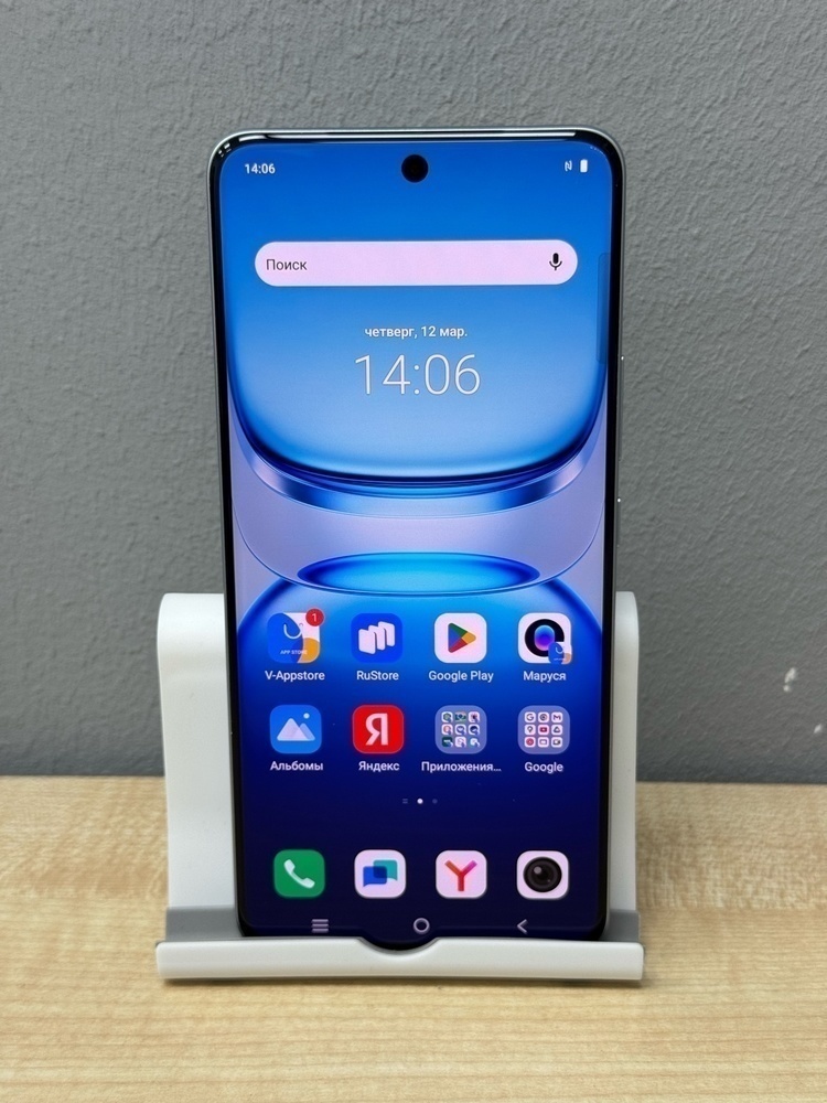 Смартфон Vivo iQOO Z10 8/256