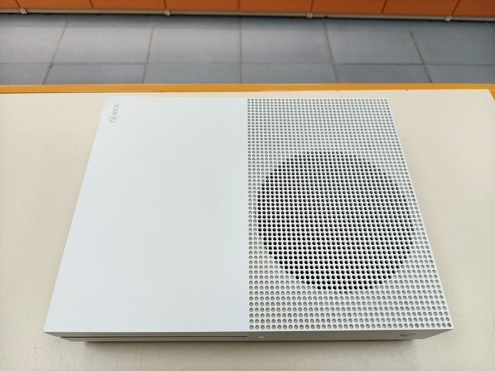 Игровая приставка Xbox One S 1TB