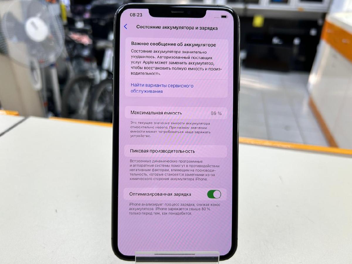 Смартфон Apple iPhone 11 Pro Max 64Gb