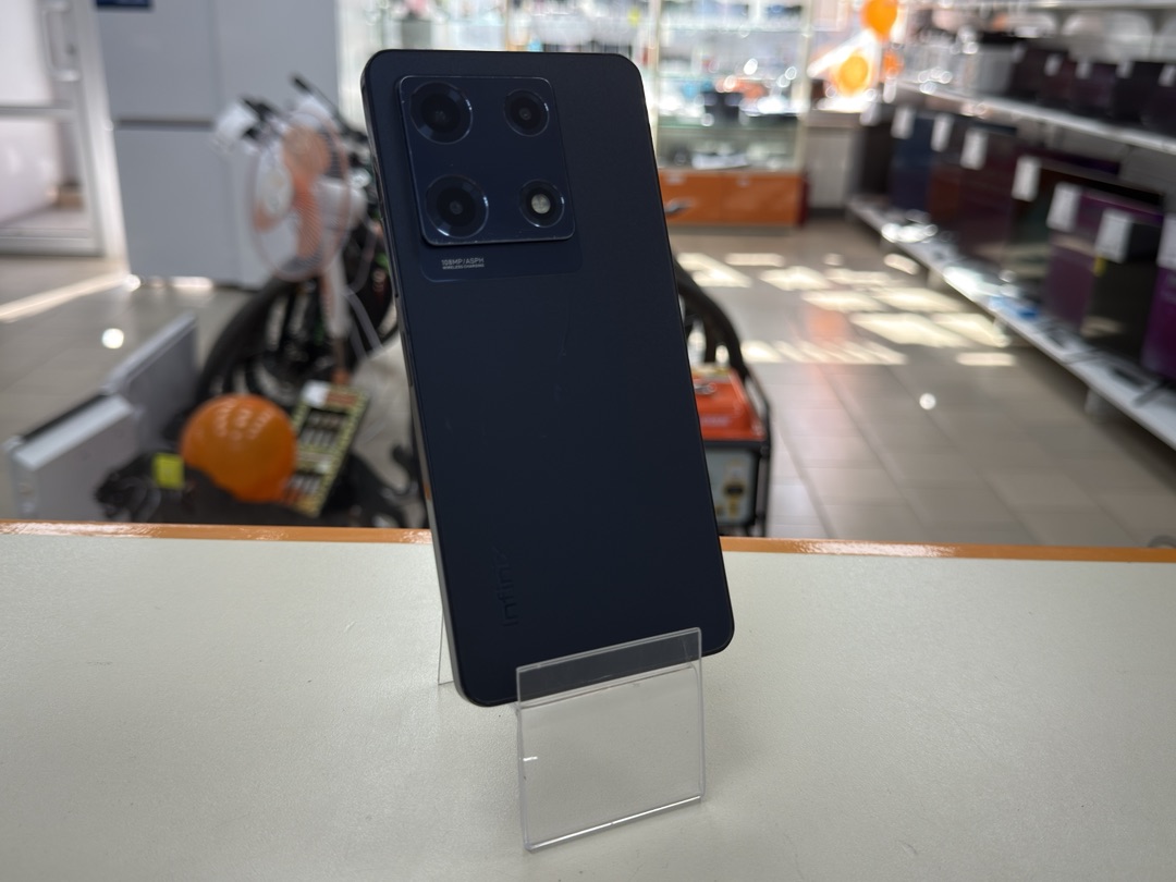 Смартфон Infinix Note 30 PRO 8/256