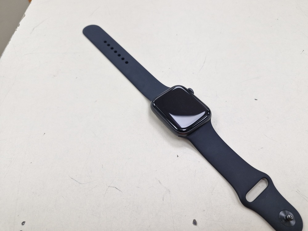 Смарт-часы Apple Watch Series 5 44 мм
