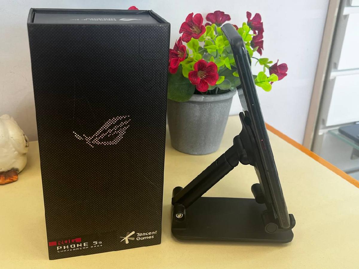 Смартфон Asus Rog Phone 5S 16/256