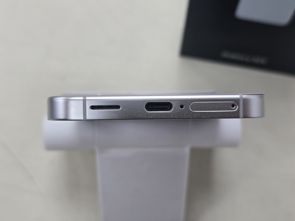 Смартфон Samsung Galaxy S24 8/128