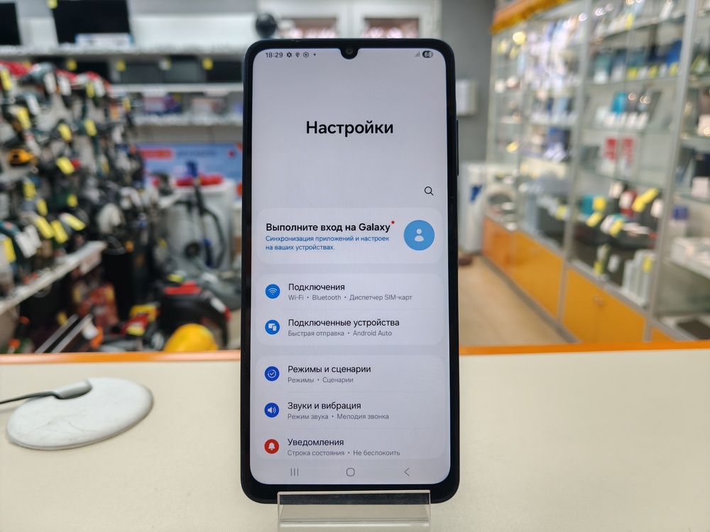 Смартфон Samsung Galaxy A06 4/128