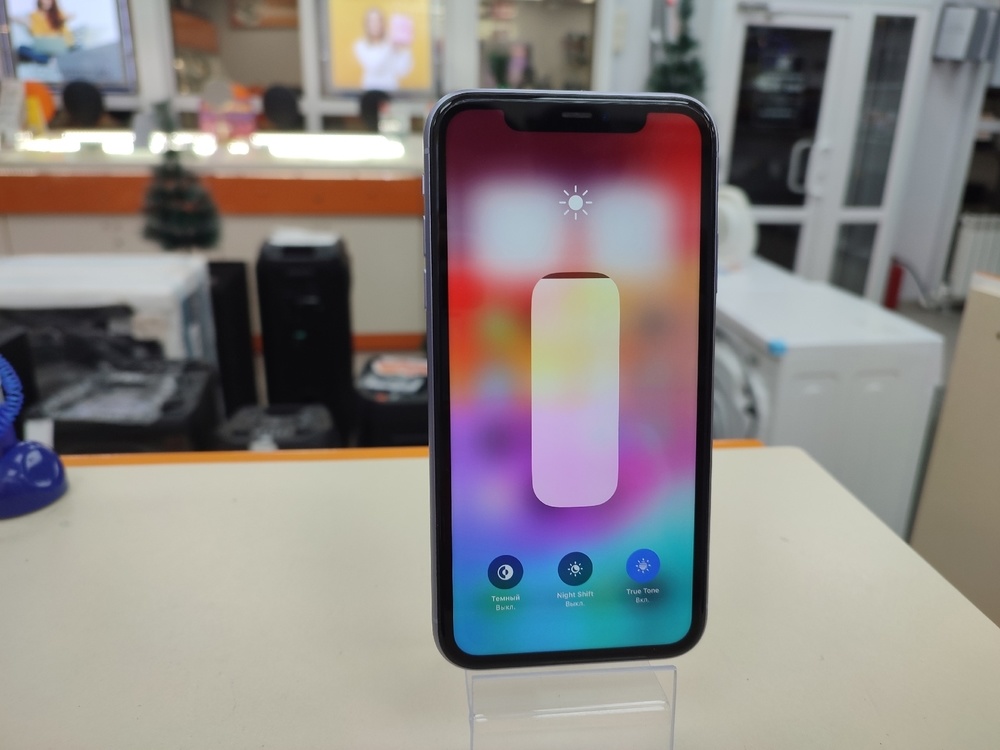 Смартфон Apple iPhone 11 64Gb