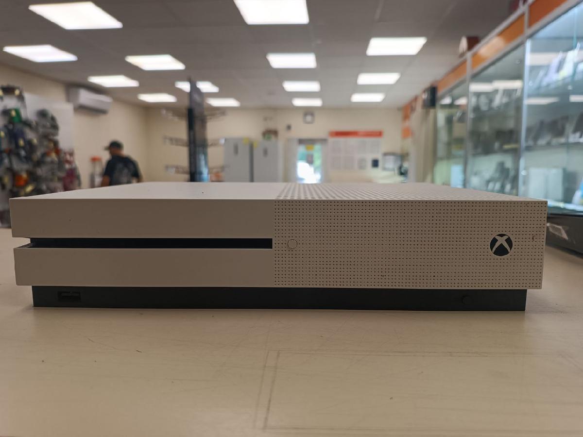 Игровая приставка Xbox One S 500Gb