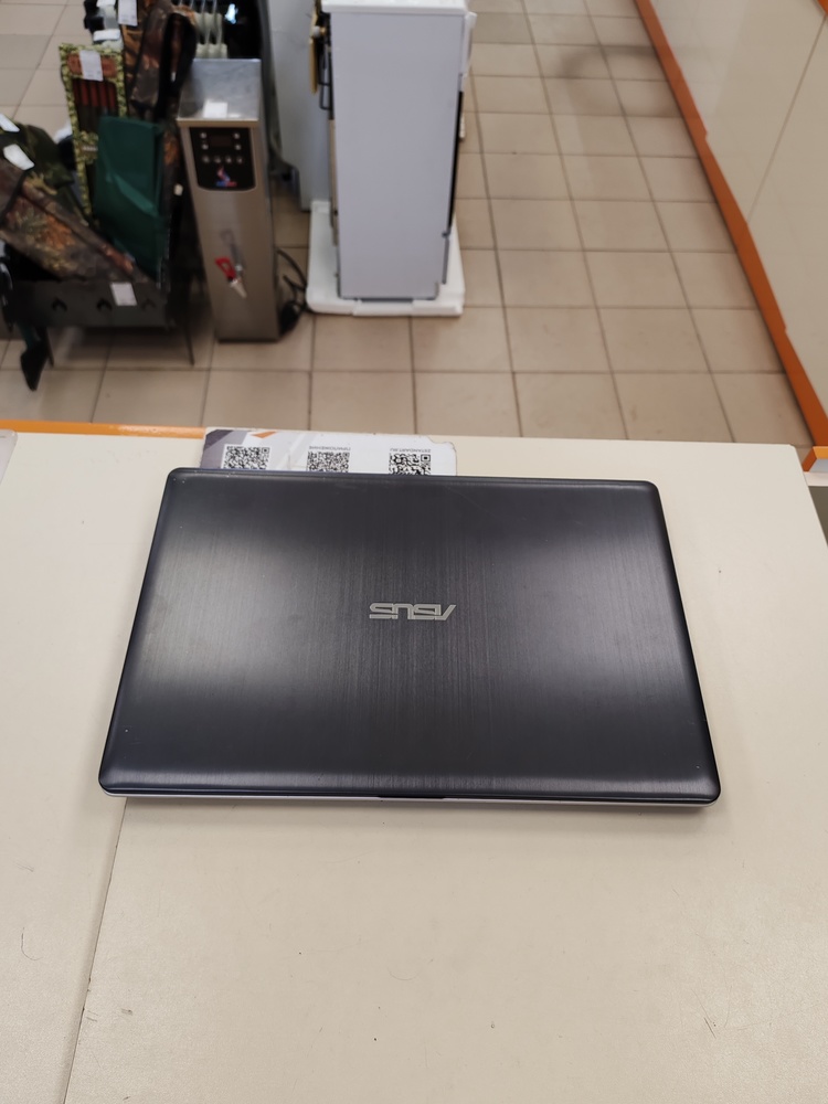 Ноутбук ASUS k551l; Core i7-4510U, GeForce 840M, 6 Гб, 240 Гб, Нет
