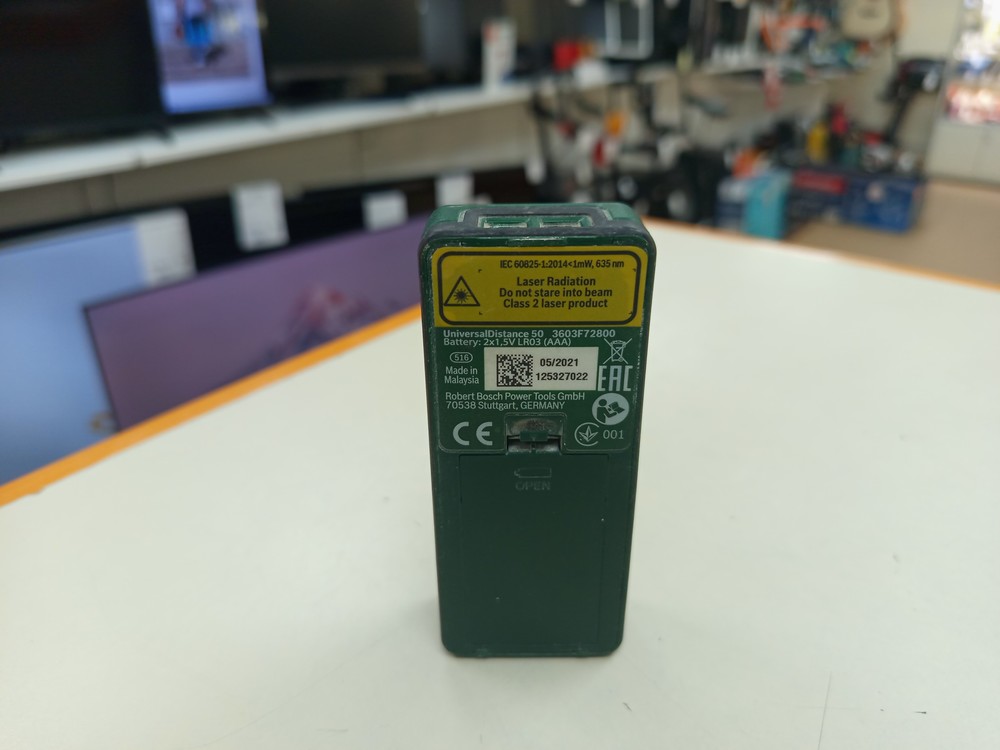 Дальномер Bosch Universal Distance 50