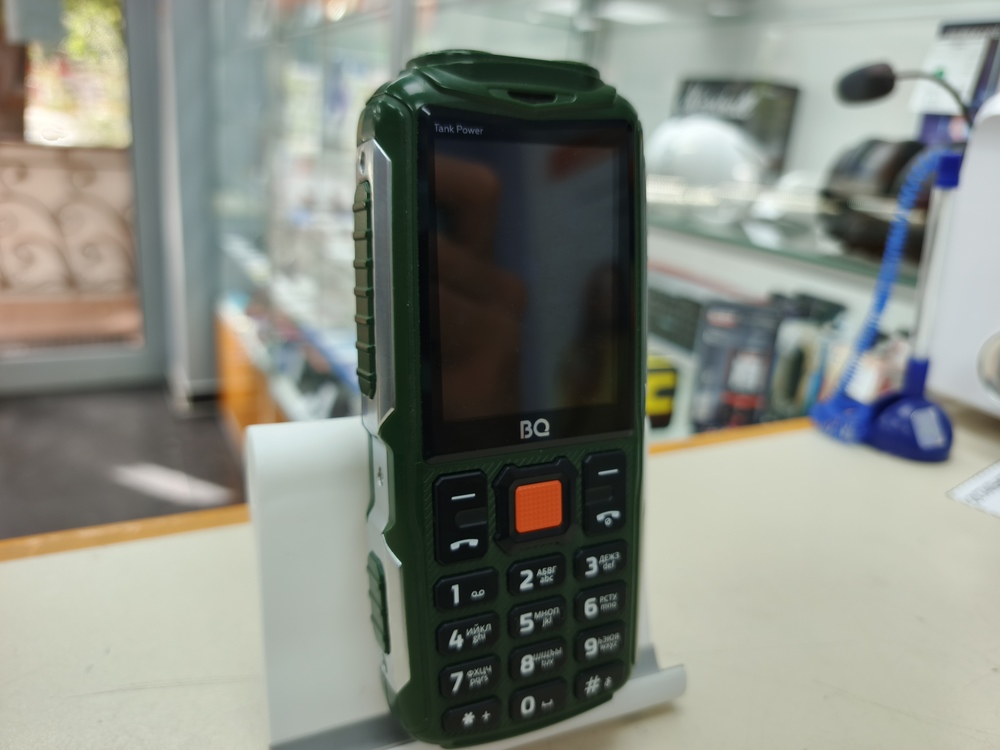 Смартфон BQ 2410L Tank Power 4G