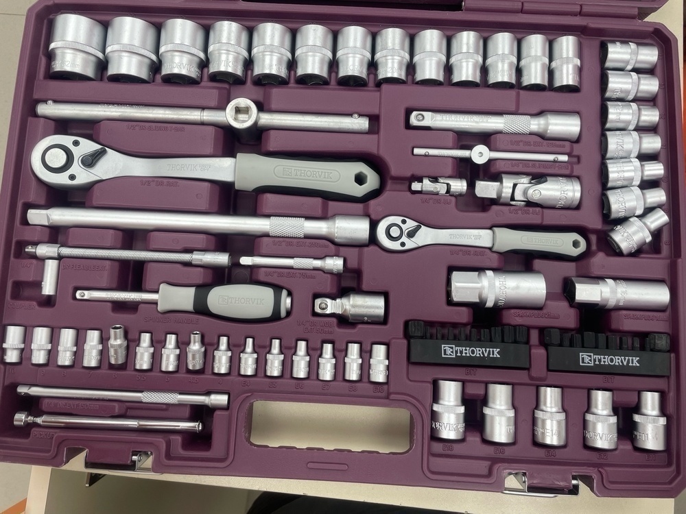 Набор инструментов Thorvik TS101 универсальный 1/4, 1/2 DR