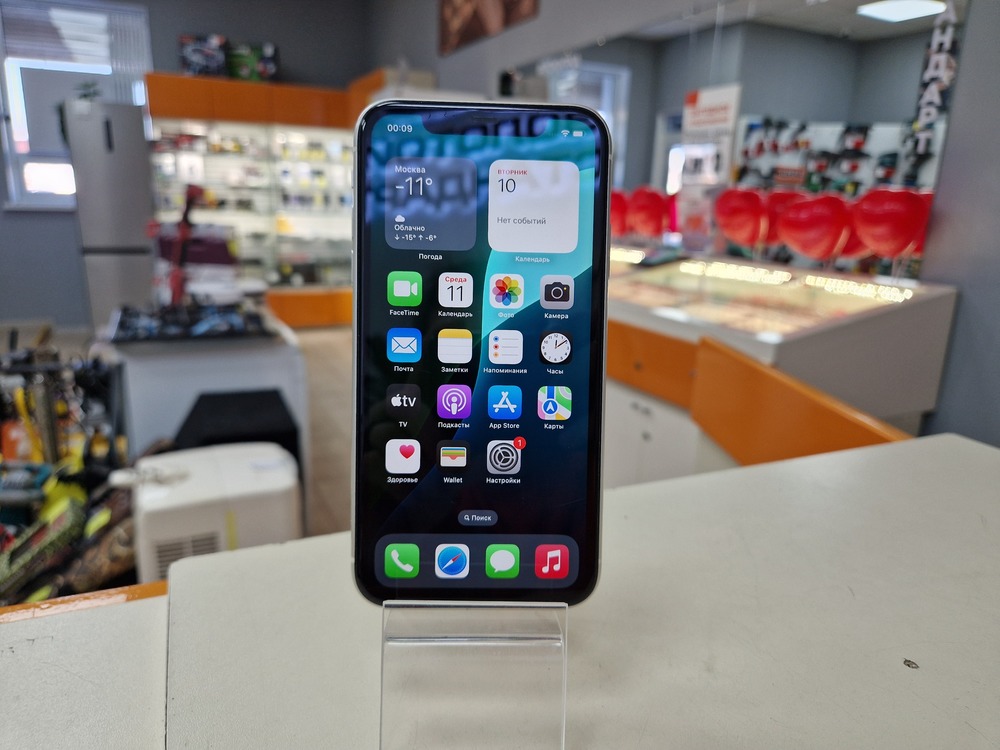 Смартфон Apple iPhone 11 64Gb