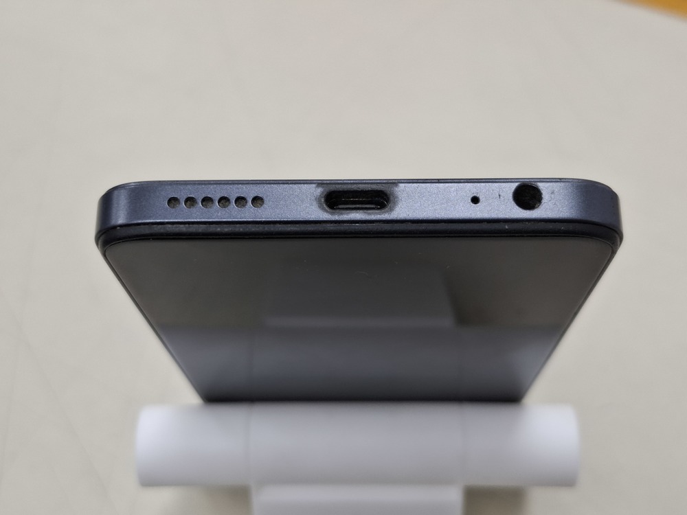 Смартфон Tecno Spark 20C 8/128