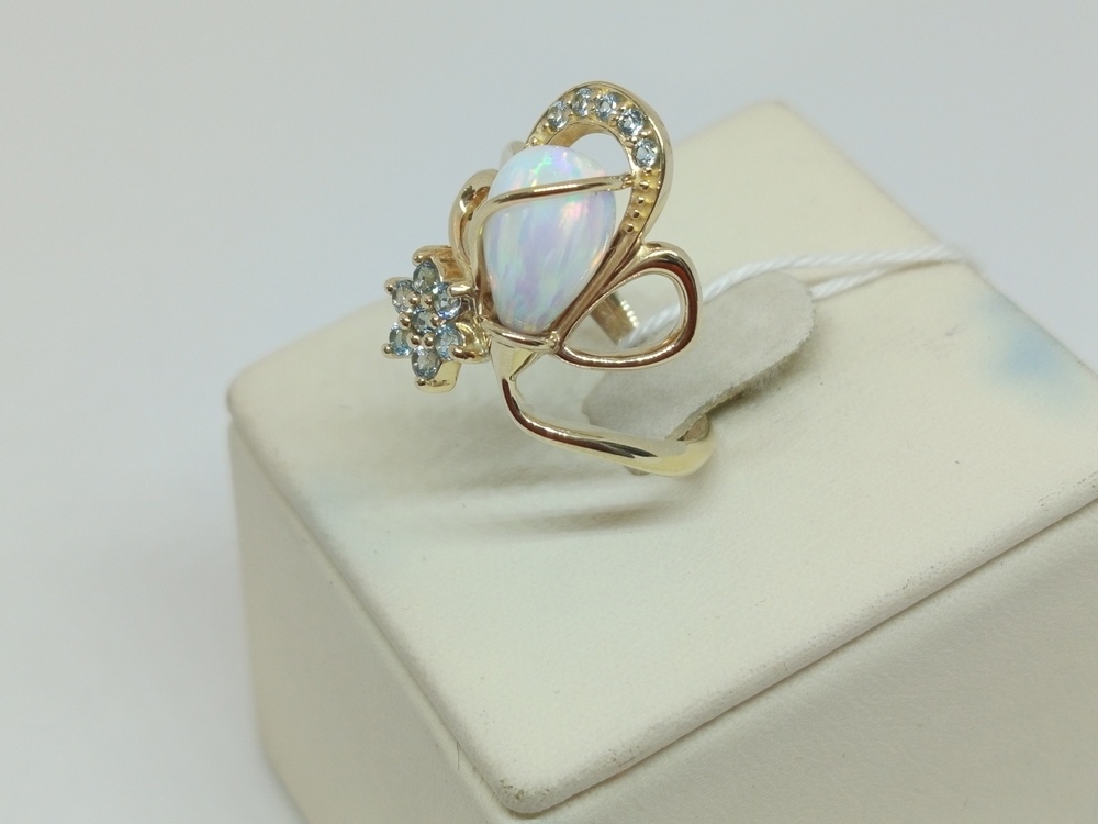 КОЛКМИ585 КОЛЬЦО С КАМНЯМИ (Au 585)