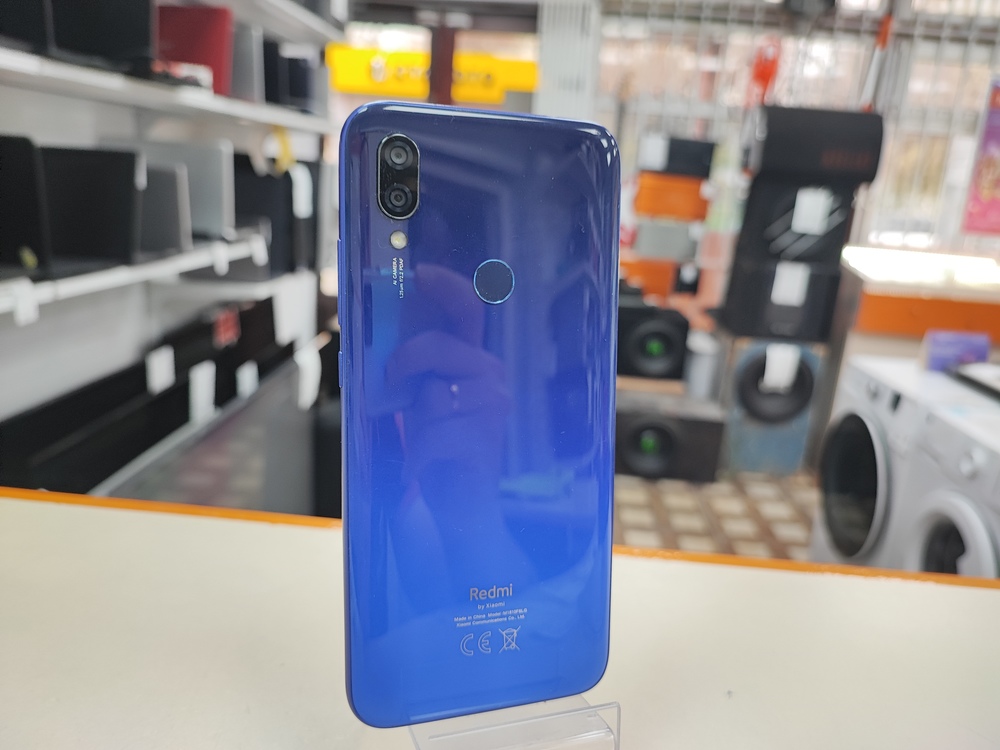 Смартфон Xiaomi Redmi 7 3/32