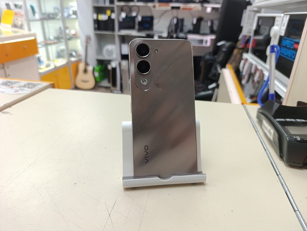 Смартфон Vivo Y04 4/128