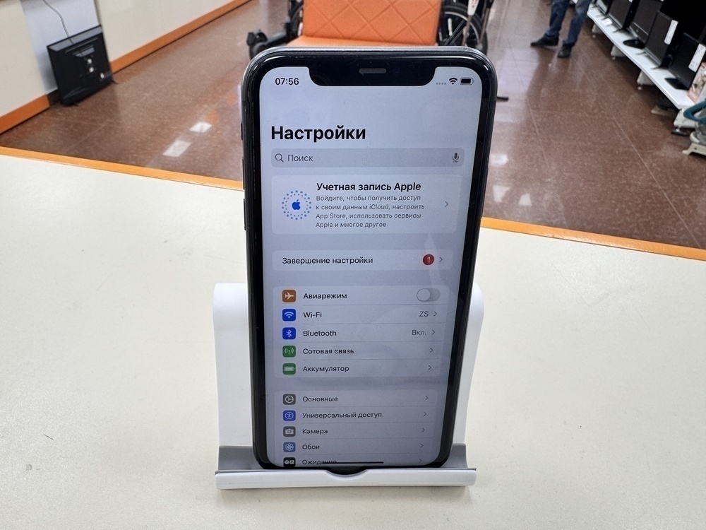 Смартфон Apple iPhone 11 64Gb