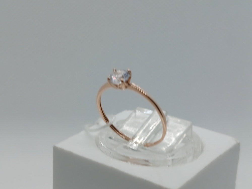 КОЛКМ585 КОЛЬЦО С КАМНЕМ (Au 585)