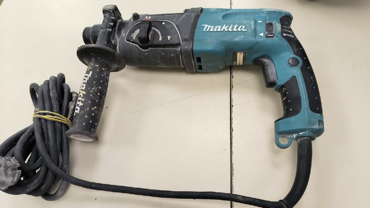 Перфоратор Makita HR2470