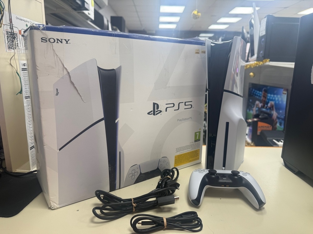 Игровая приставка PlayStation 5 Slim 1TB (С дисководом)
