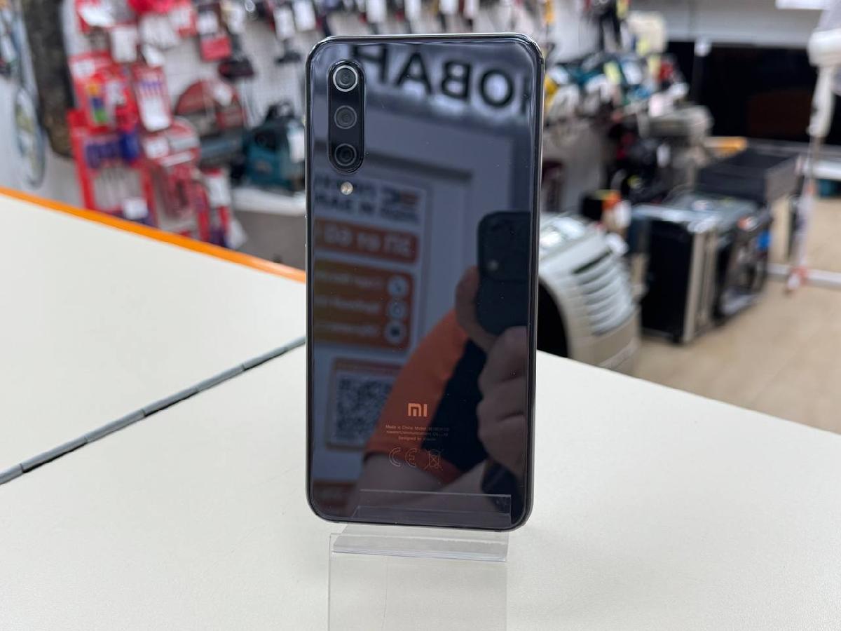 Смартфон Xiaomi MI 9SE 6/128