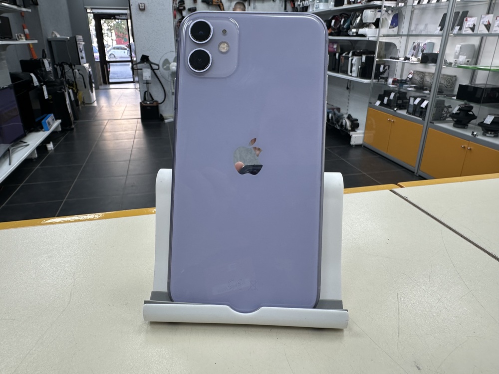 Смартфон Apple iPhone 11 128Gb