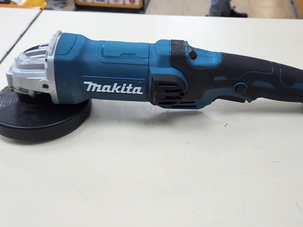 Угловая шлифмашина Makita HR4075