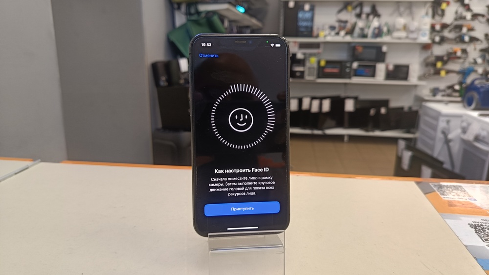 Смартфон Apple iPhone 11 Pro 64Gb