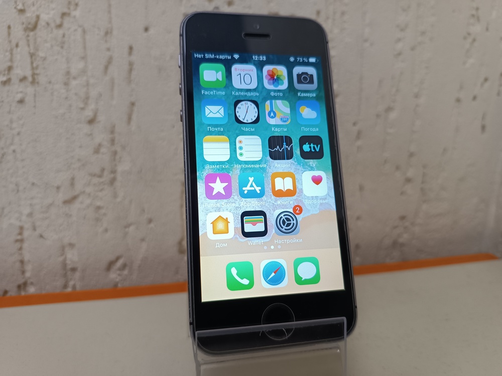 Смартфон Apple iPhone 5S 16Gb