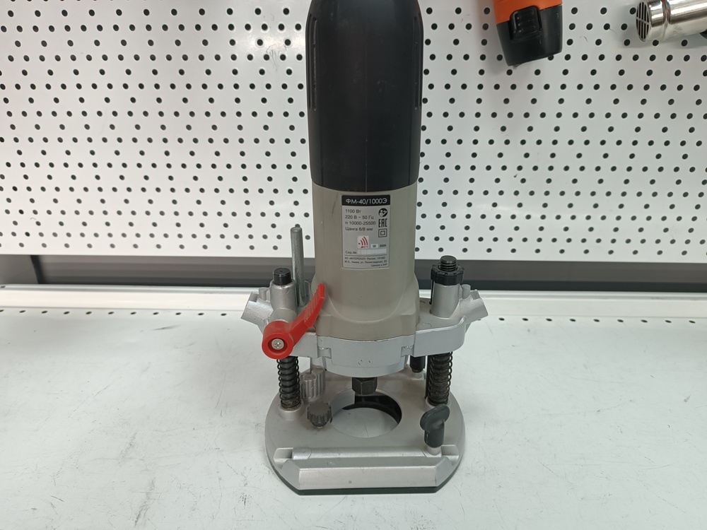 Фрезер Интерскол ФМ40/1000Э