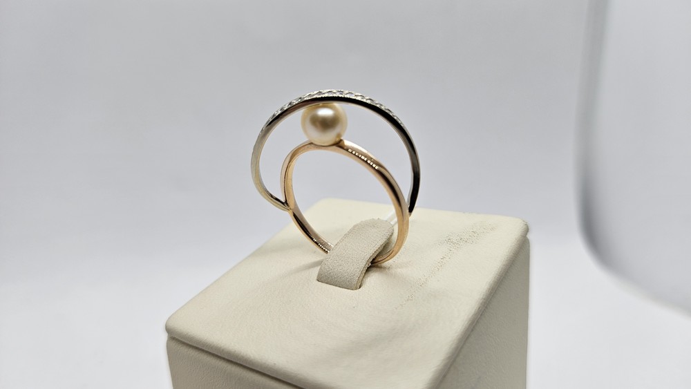 КОЛЬЦО С КАМНЯМИ (Au 585)