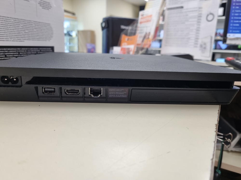 Игровая приставка PlayStation 4 Slim 500GB