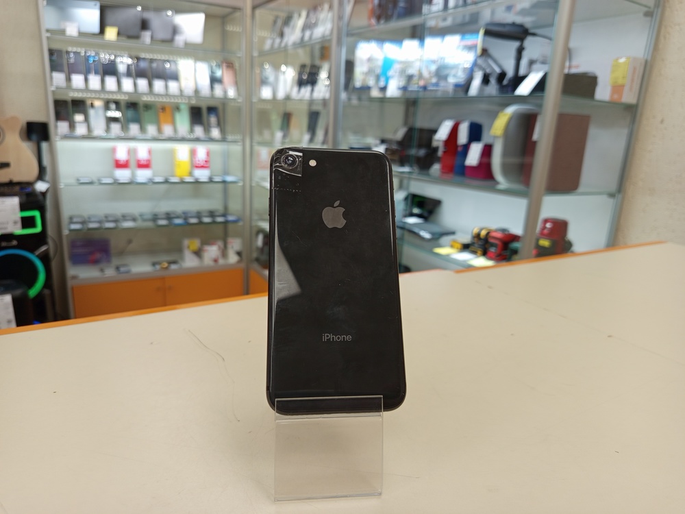 Смартфон Apple iPhone 8 64Gb