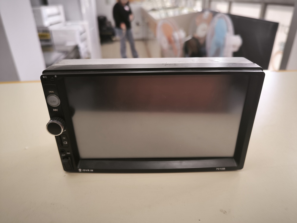 Автомагнитола Aura AMH-77DSP