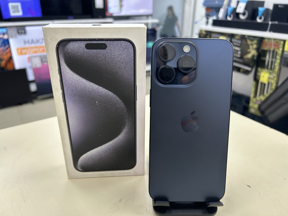 Смартфон Apple iPhone 15 Pro Max 256Gb