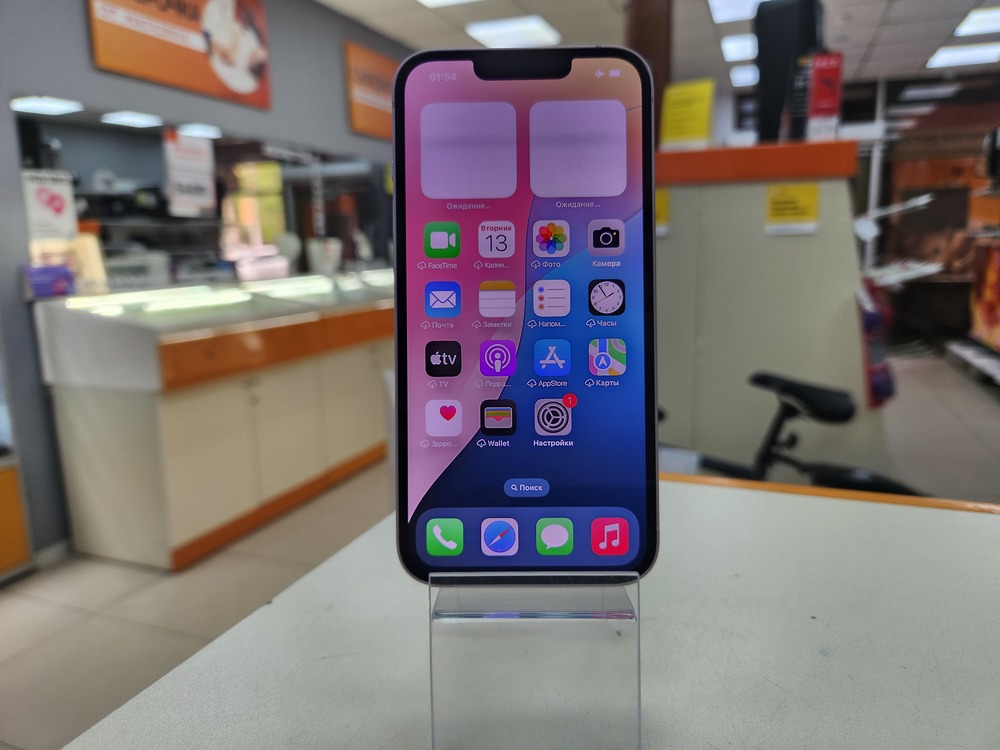 Смартфон Apple iPhone 13 256Gb