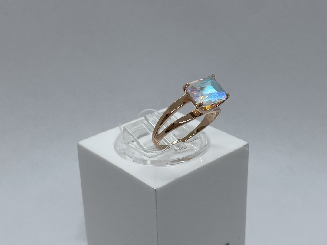 1180697 КОЛЬЦО С КАМНЕМ (Au 585)